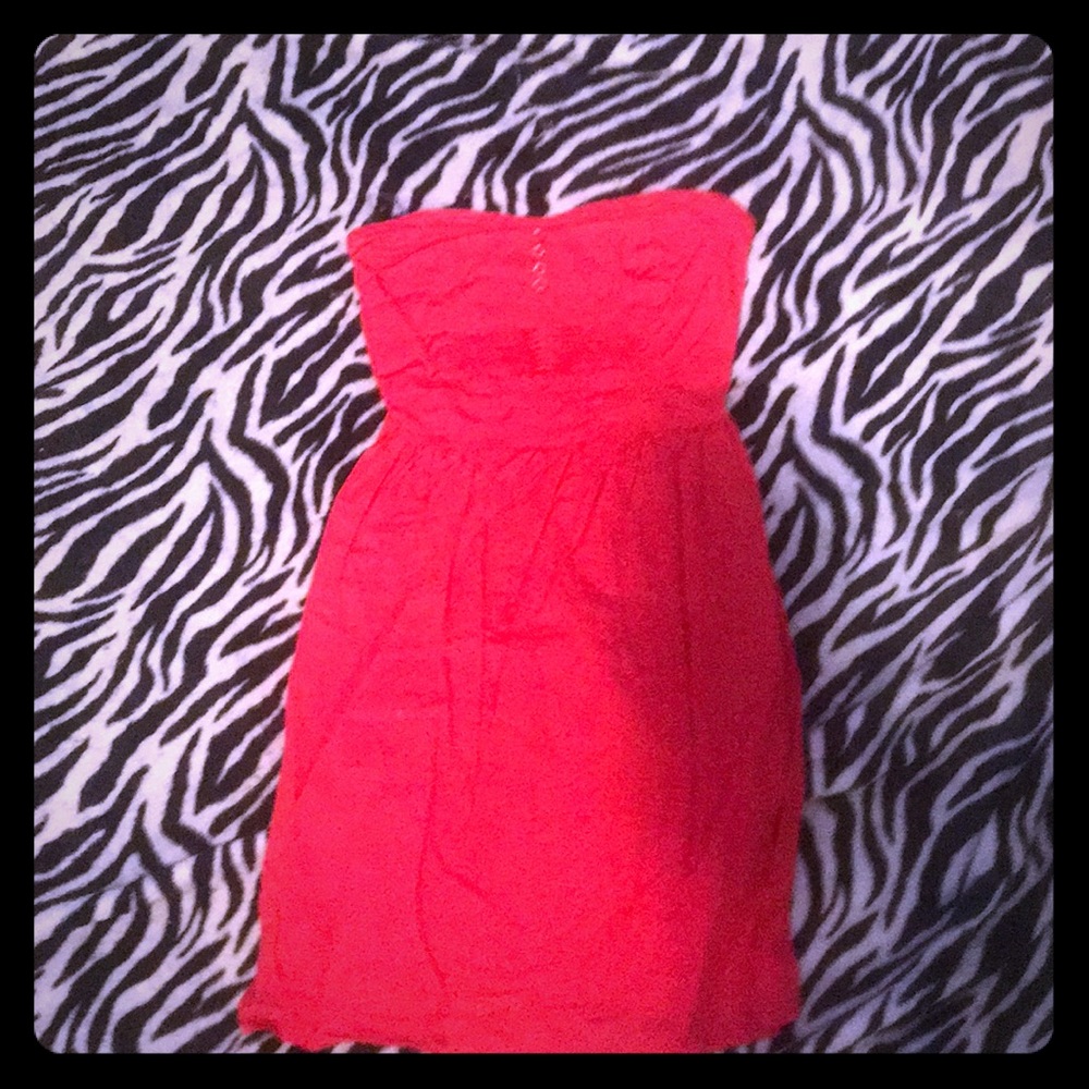 Strapless dress